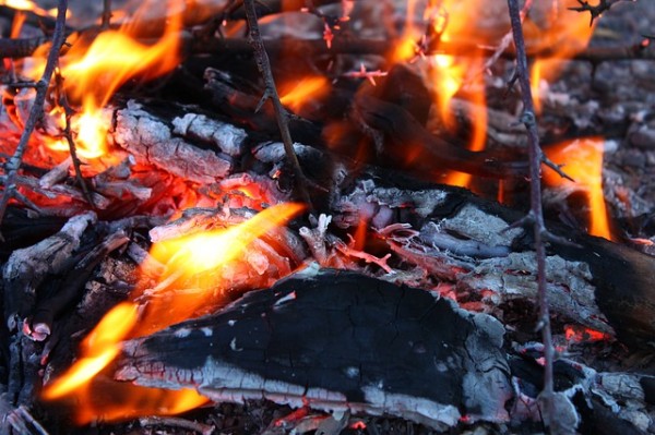 fire-56677_640