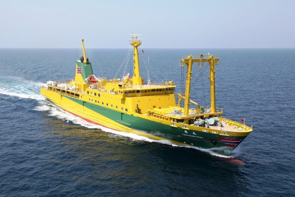 東京と三宅島・御蔵島・八丈島を結ぶ『橘丸』